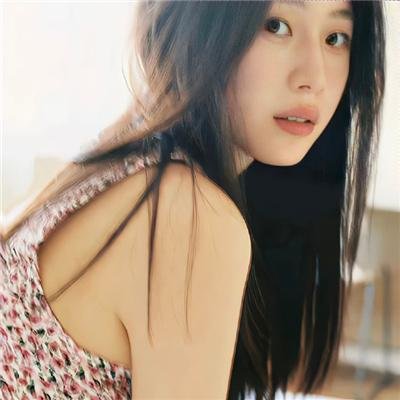 她不见了